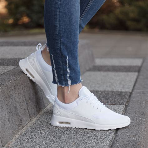 nike air max thea damen weiß lochmuster|Women's Air Max Thea Shoes. Nike.com.